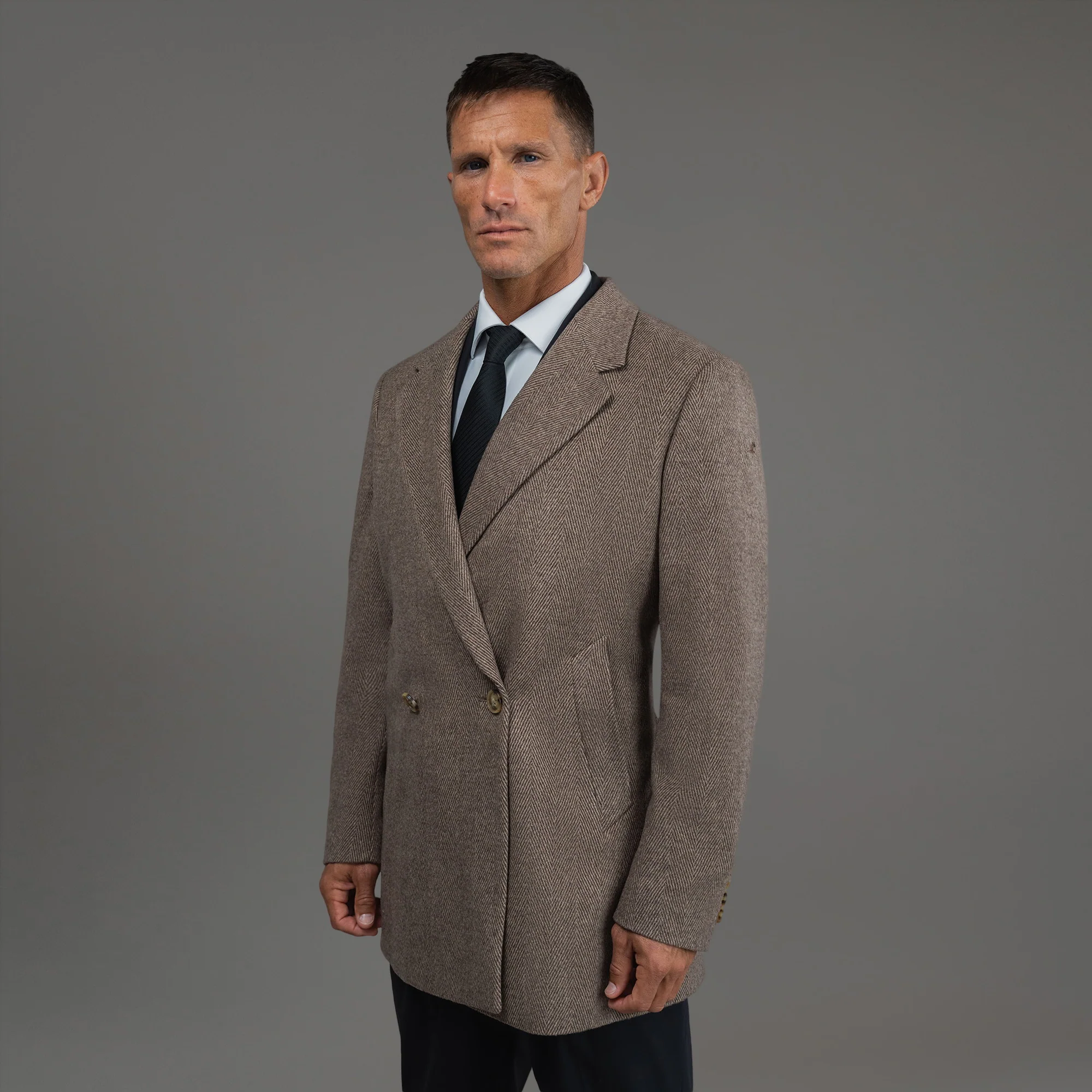 Classic Wool Silk Overcoat - Image 12