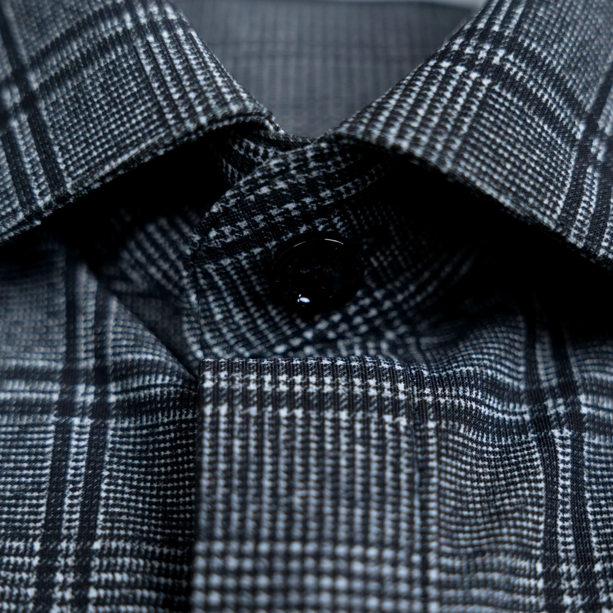 ComoTech Spread Shirt - Image 13