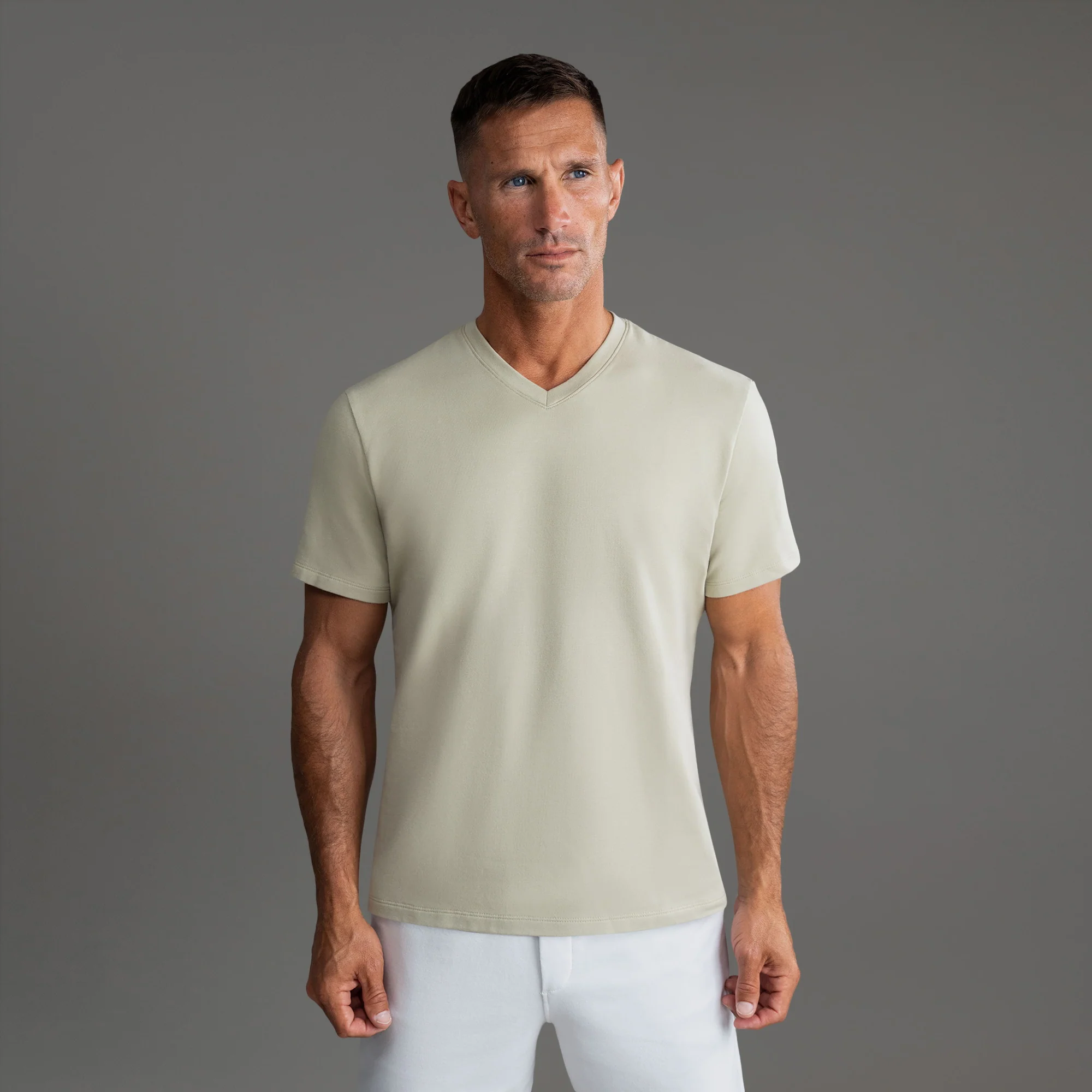 Cumulus V-Neck T-Shirt - Image 42