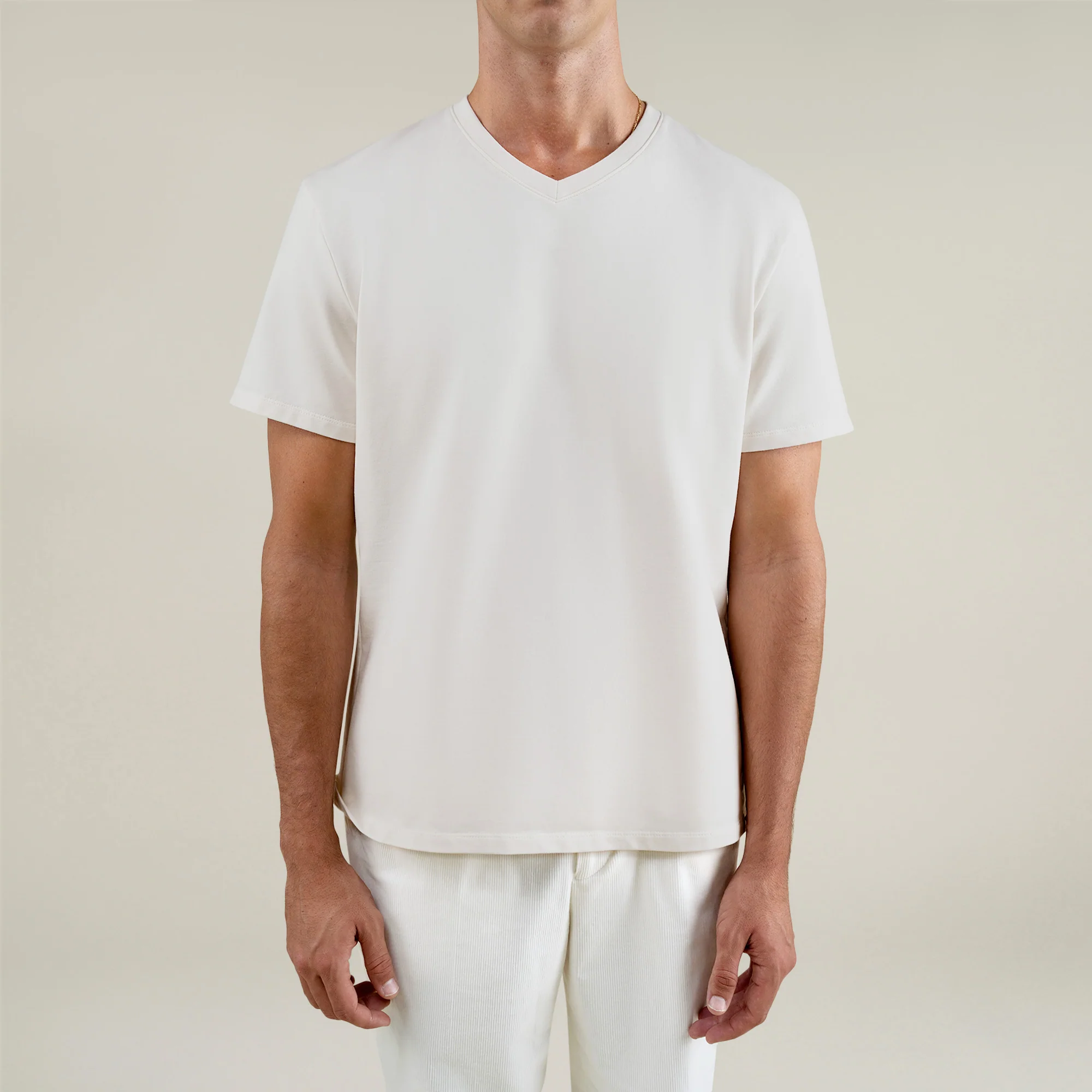 Cumulus V-Neck T-Shirt - Image 63