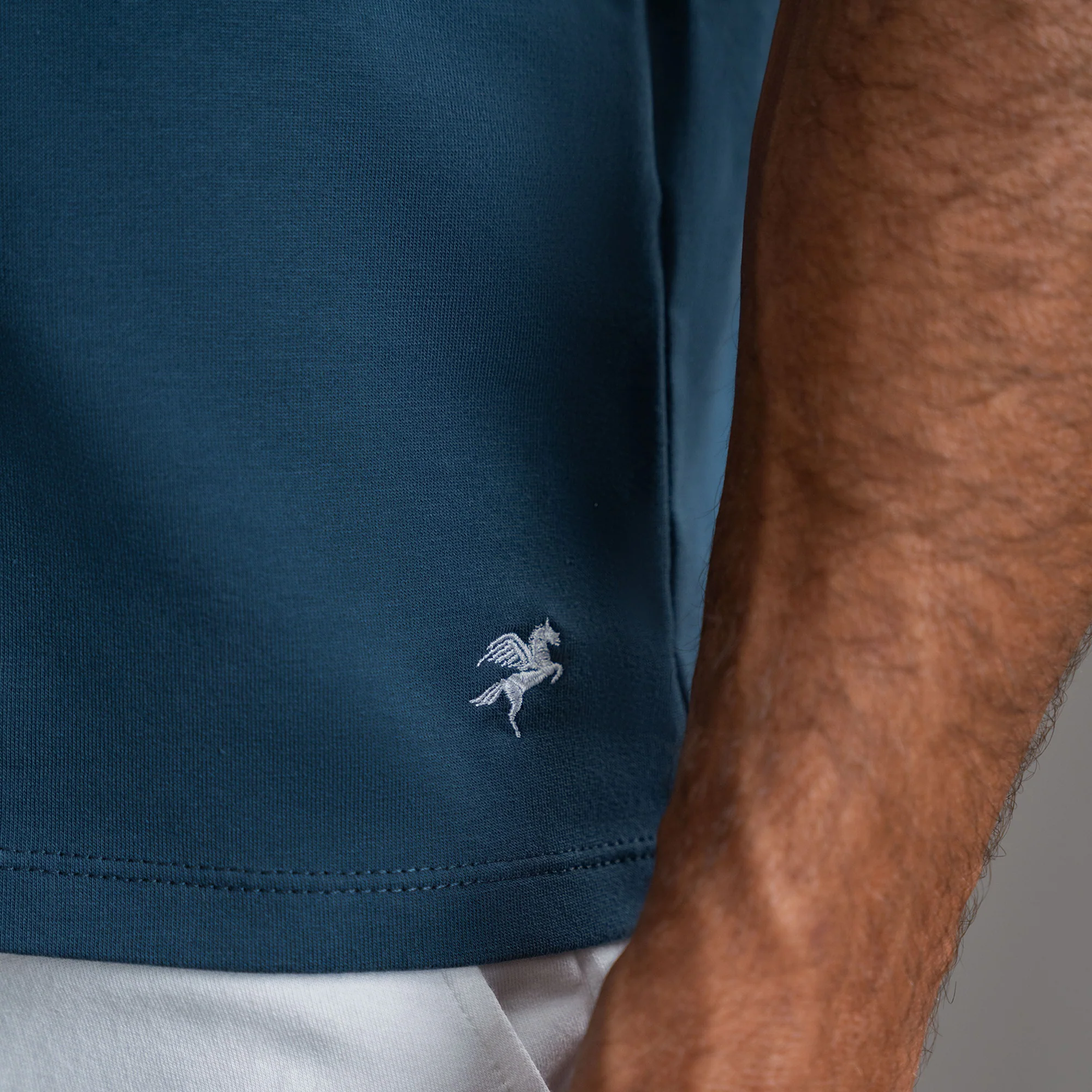 Cumulus V-Neck T-Shirt - Image 36
