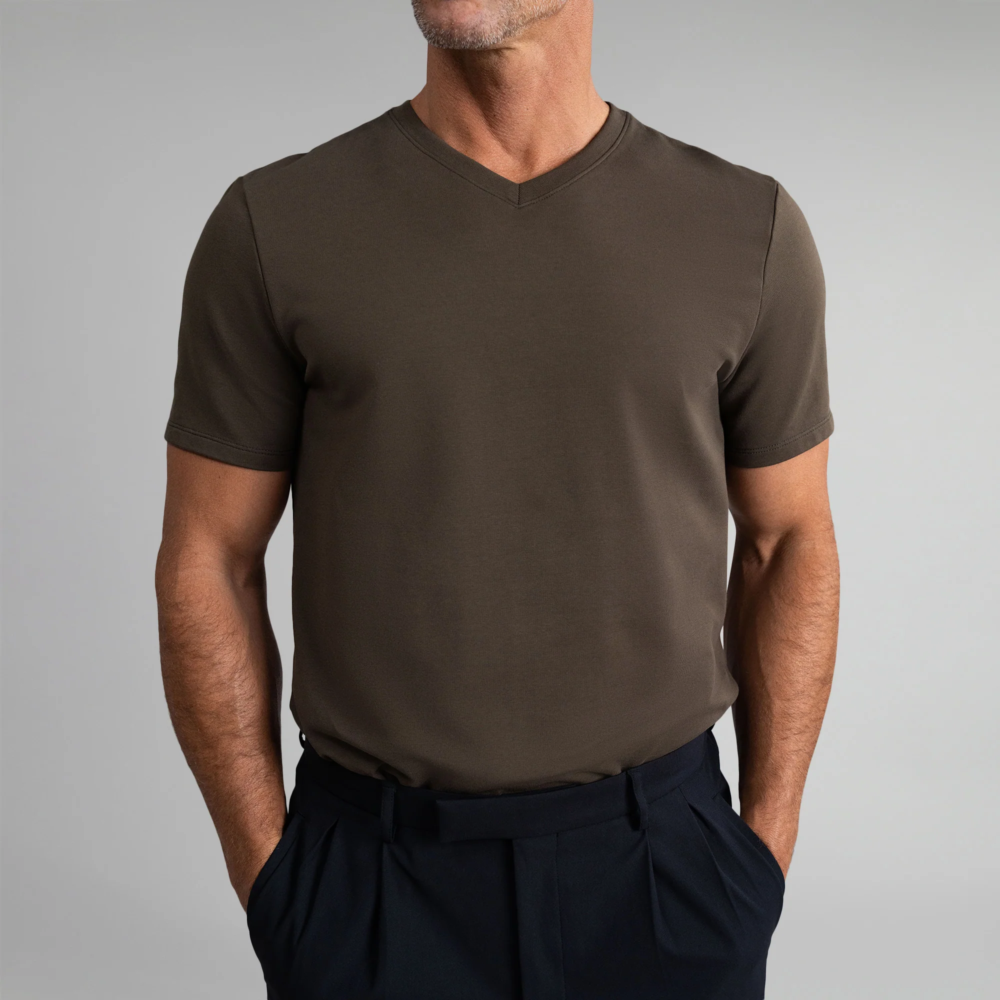Cumulus V-Neck T-Shirt - Umber - Image 4