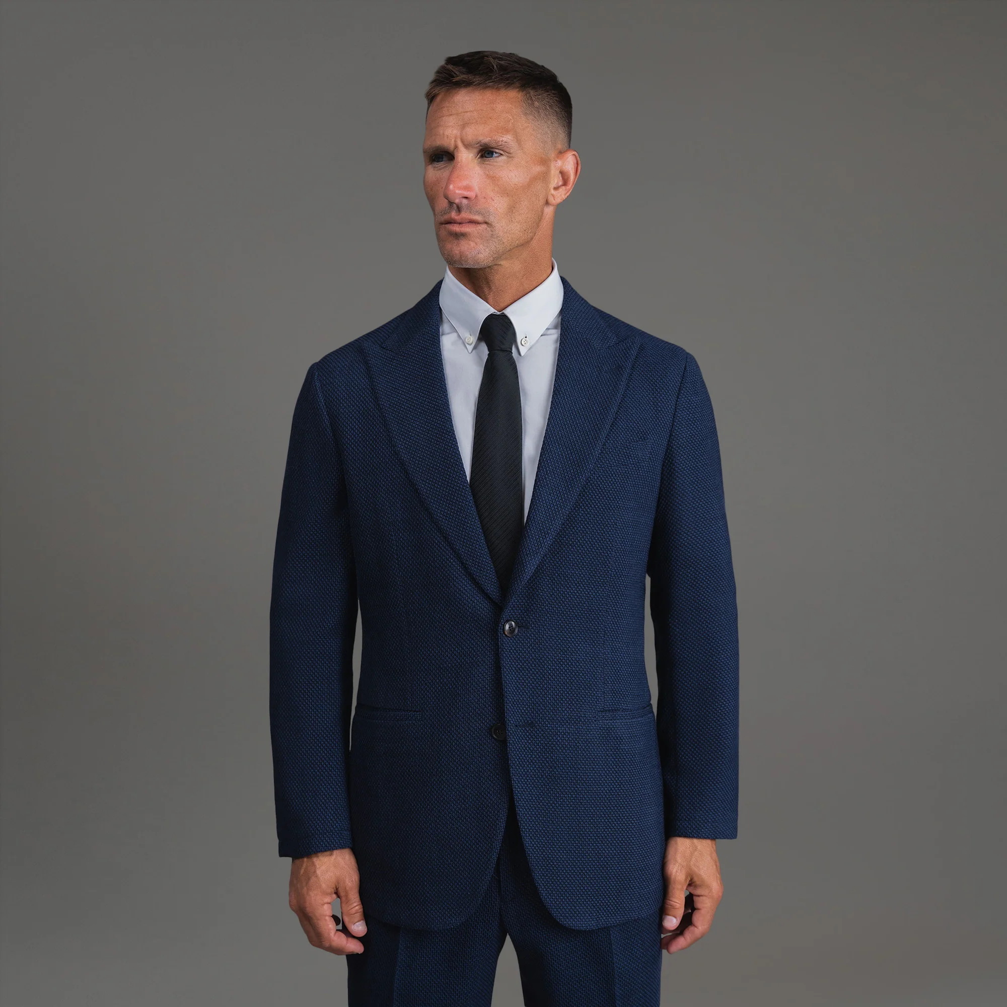 Ford Venetto Stretch Suit - Image 10