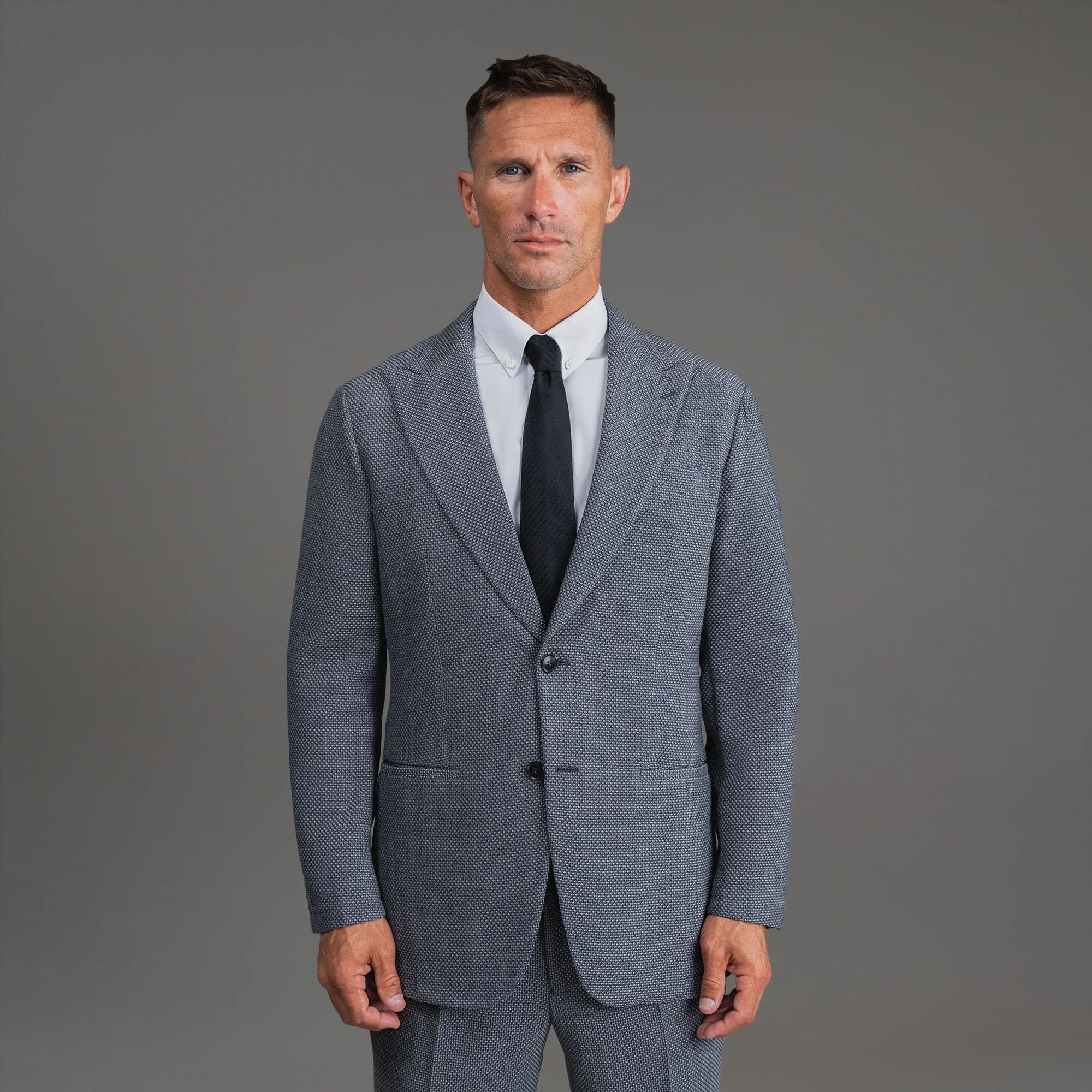 Ford Venetto Stretch Suit - Image 18