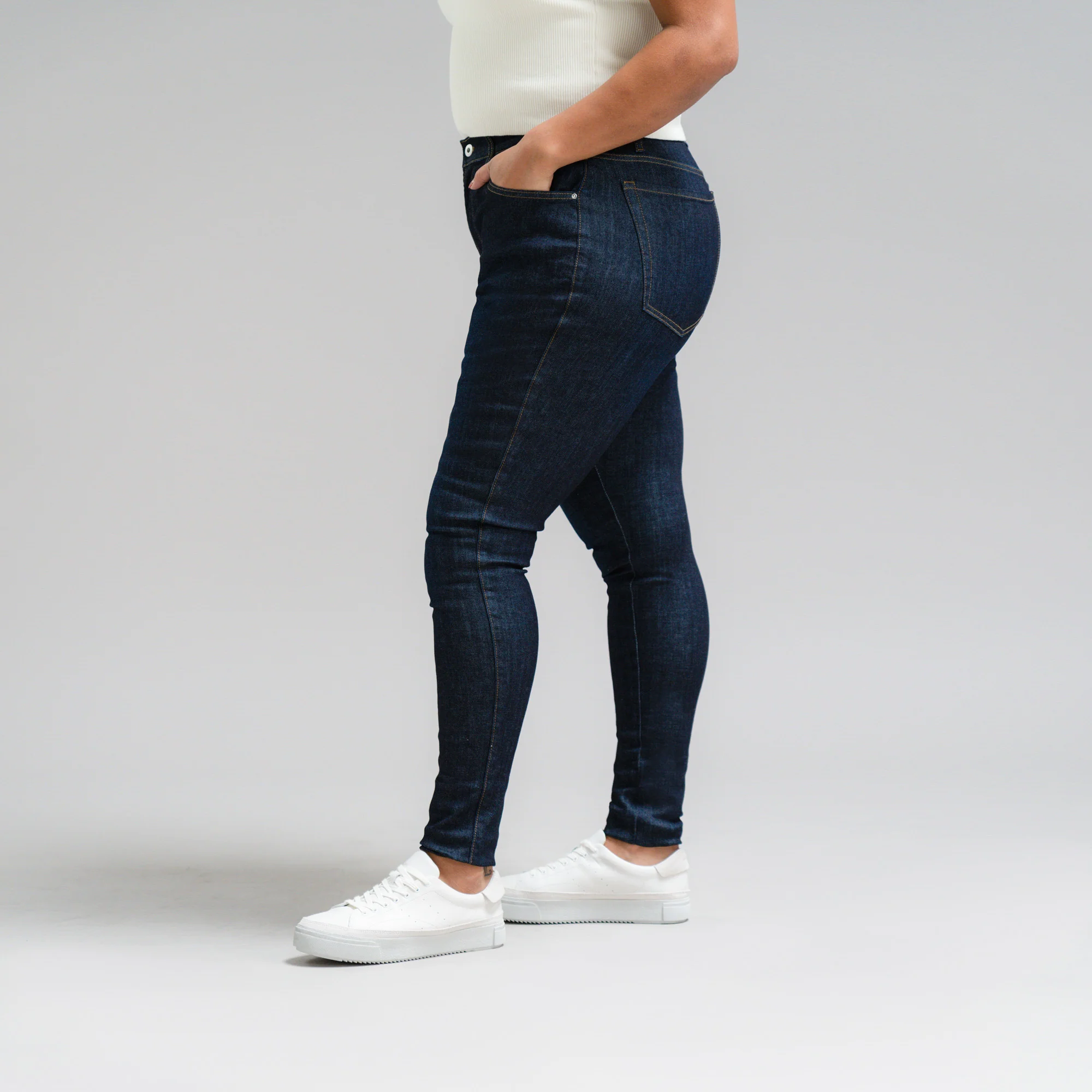 Air Skinny Jeans - Image 17