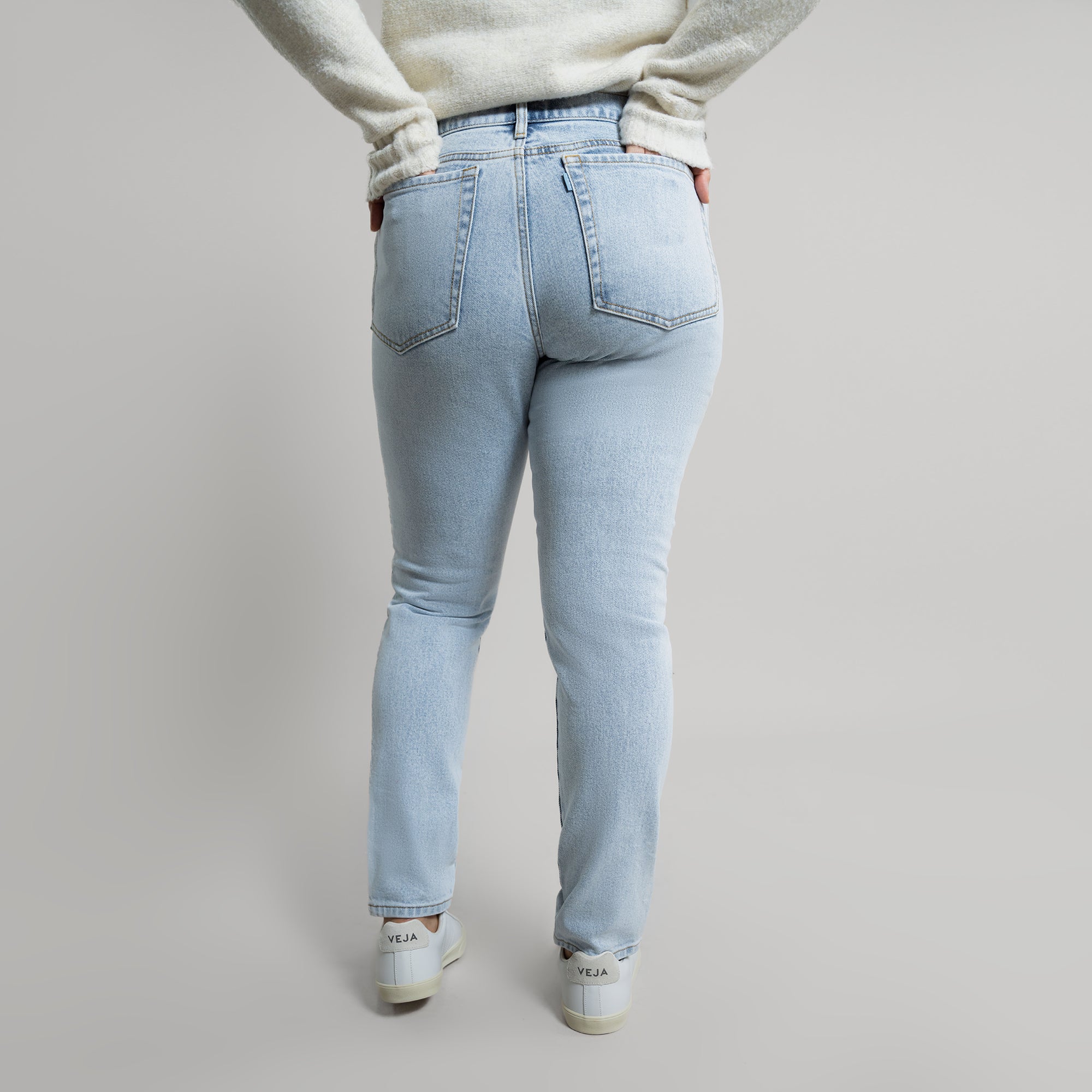 True Cigarette Jeans - Image 109