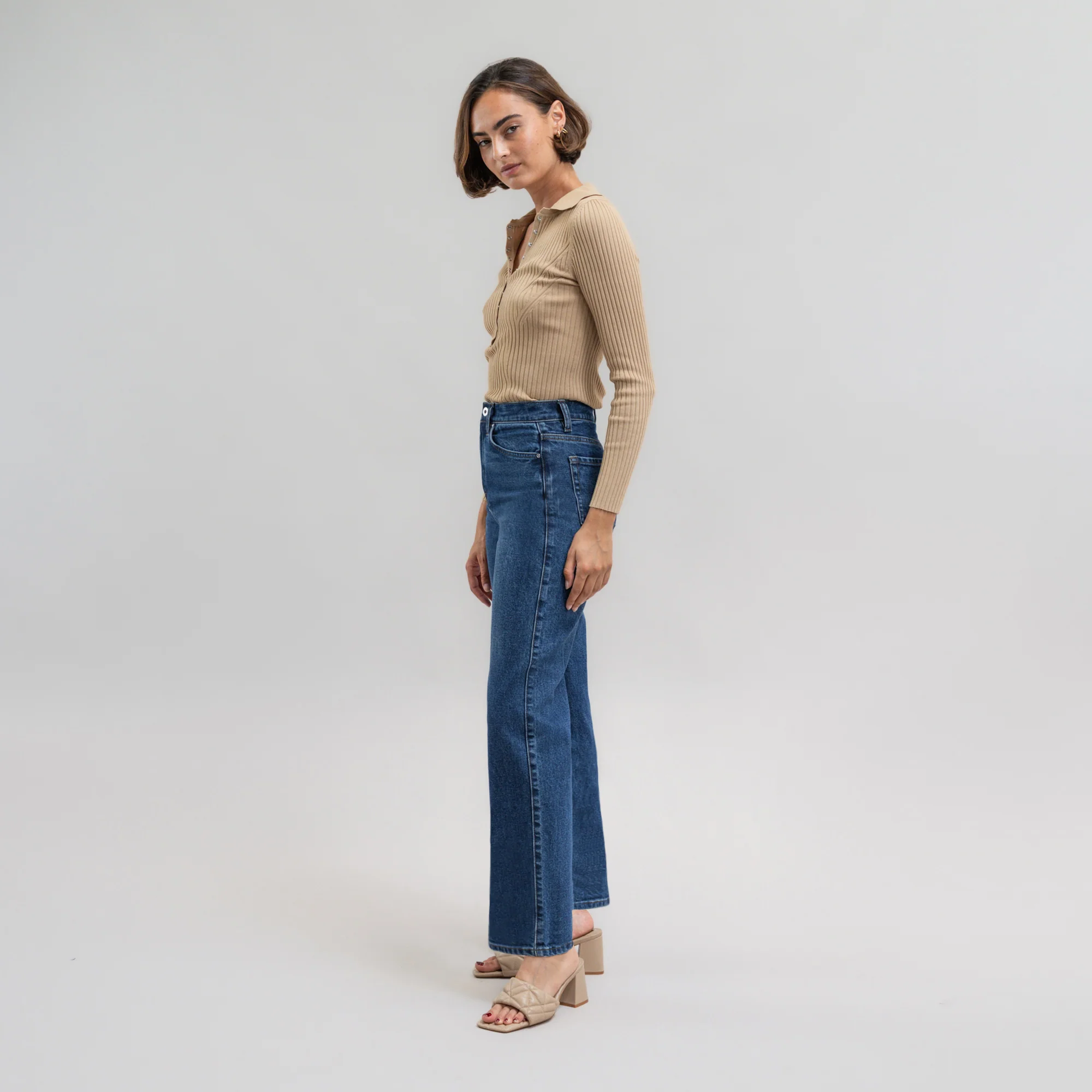 True Relaxed Jeans - Image 16