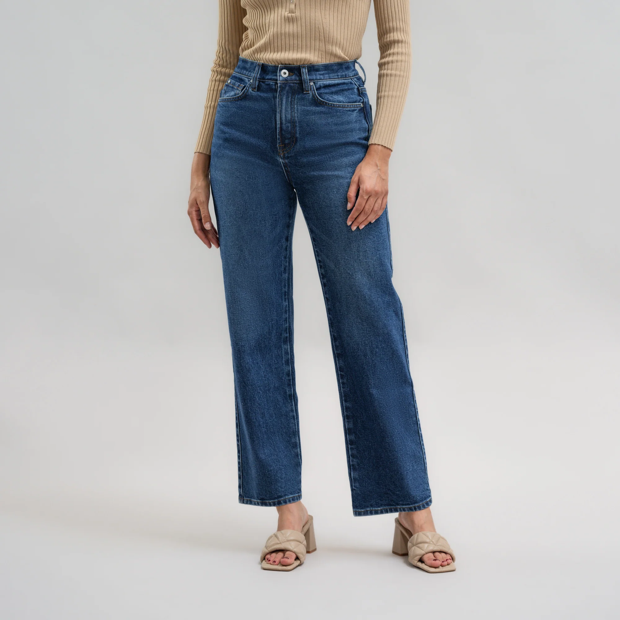 True Relaxed Jeans - Image 20