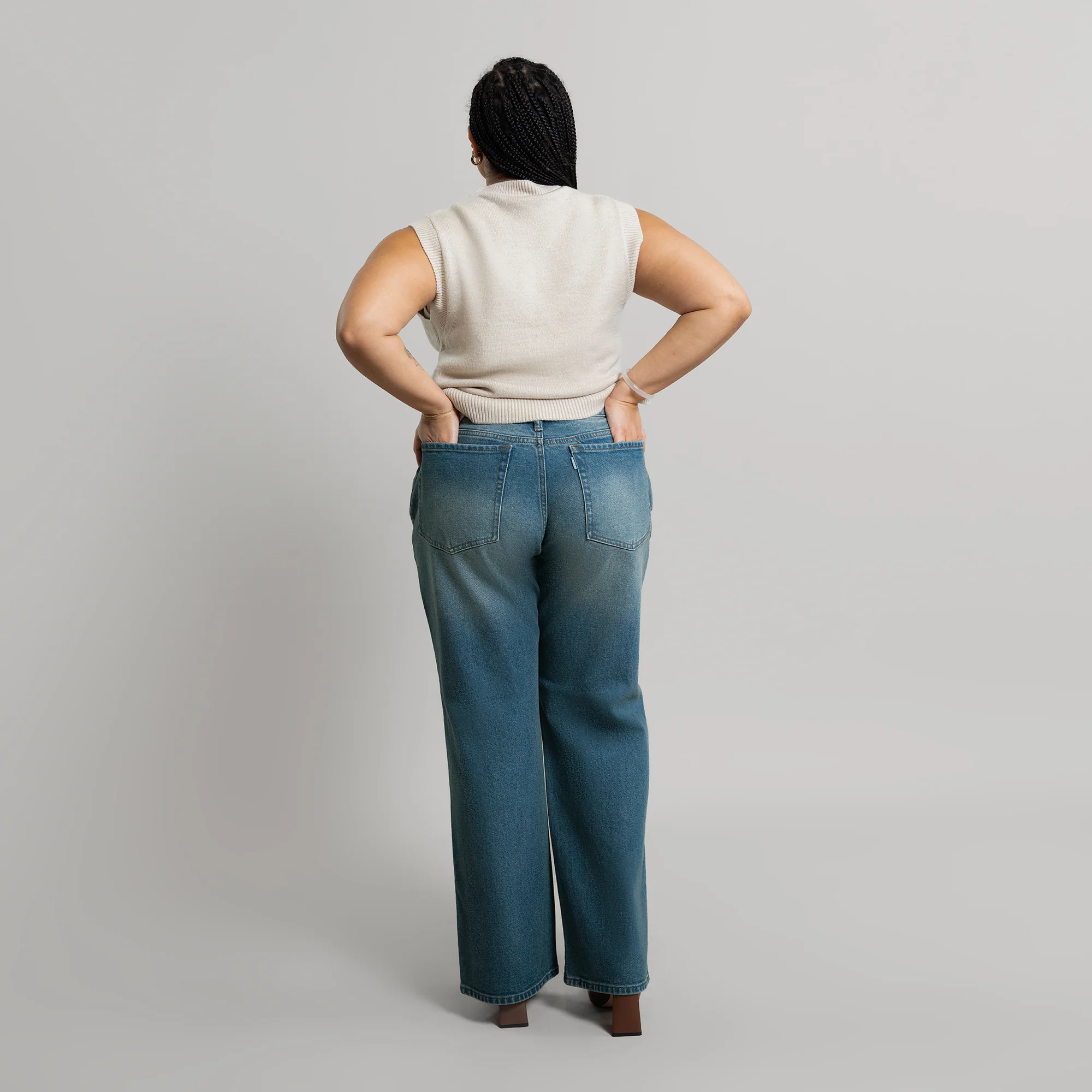 True Relaxed Jeans - Image 64