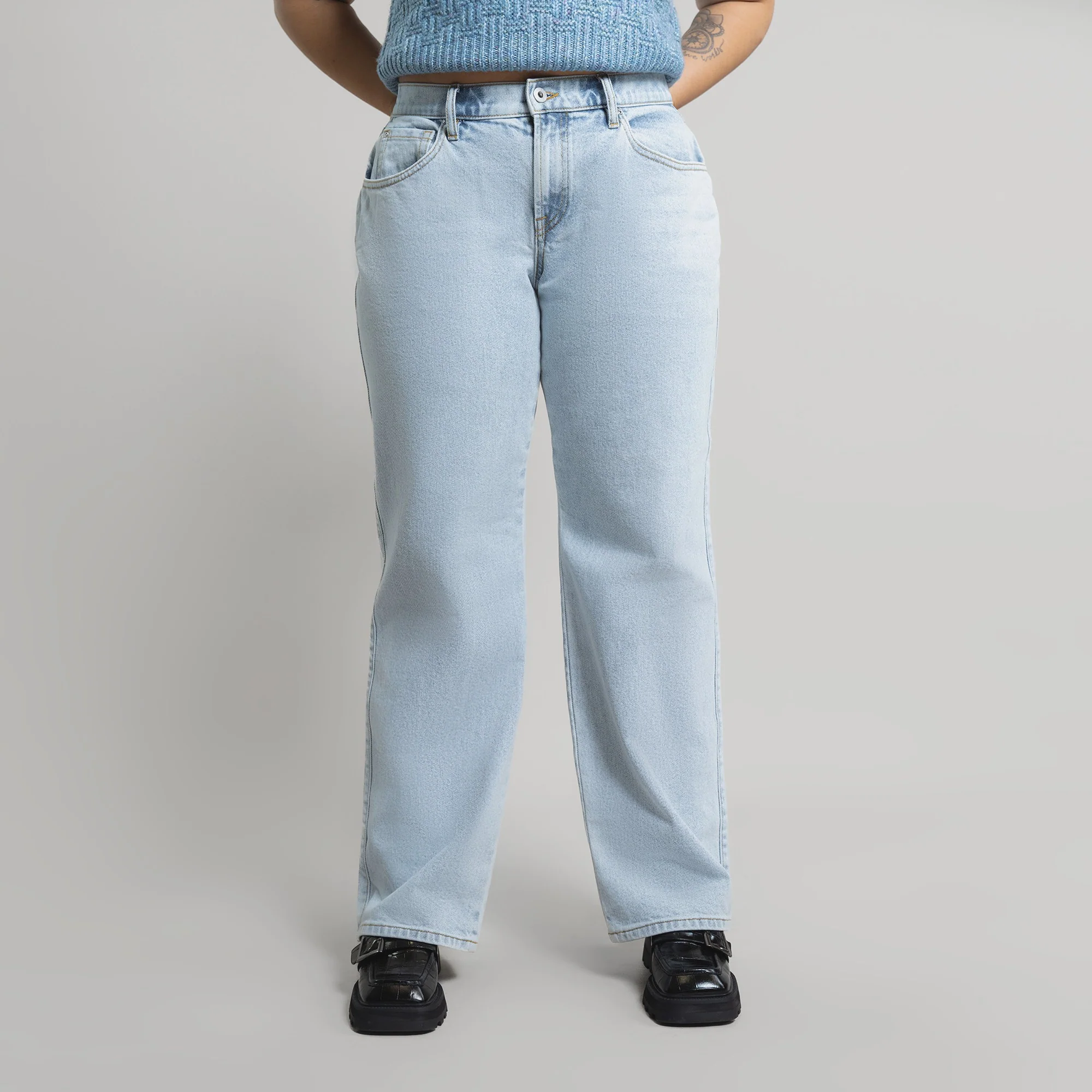 True Relaxed Jeans - Image 73