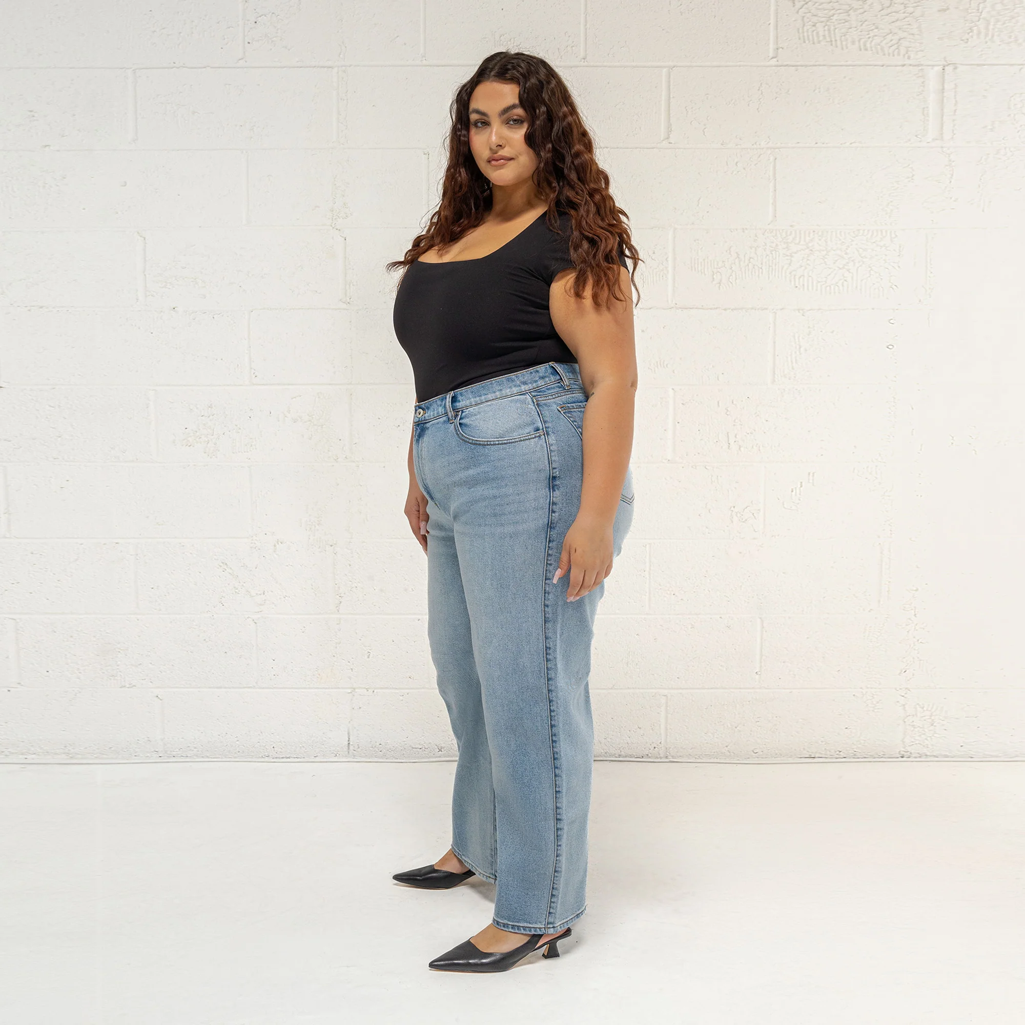 True Relaxed Jeans - Image 79